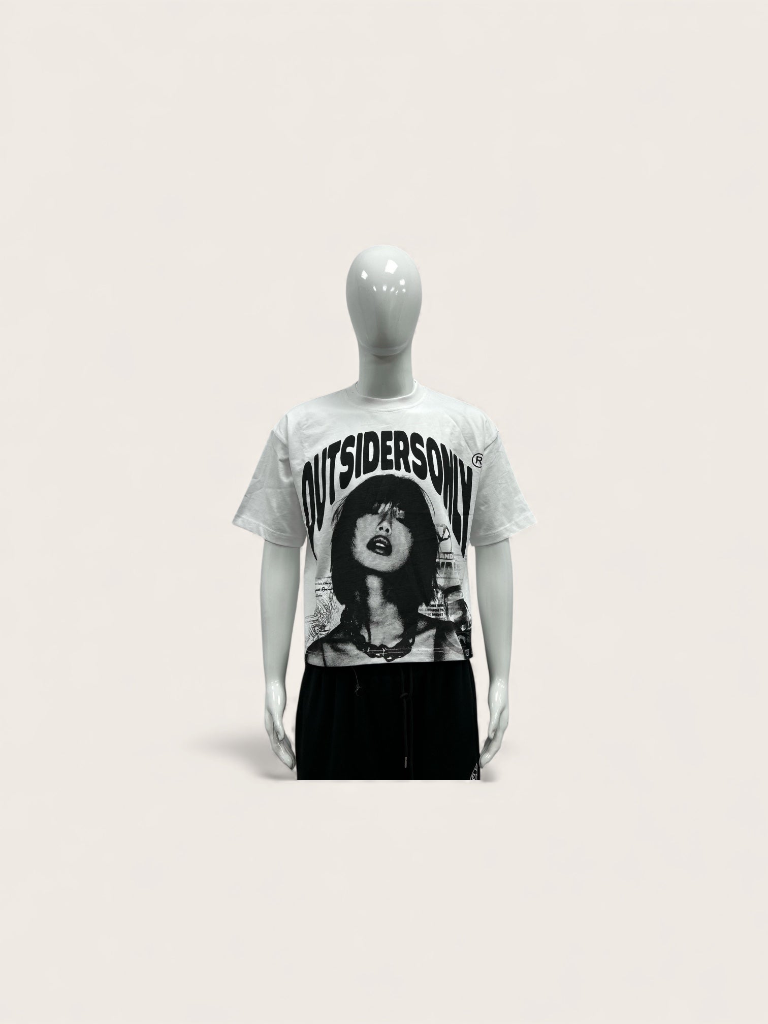 OUTSIDERSONLY GRAPHIC TEE